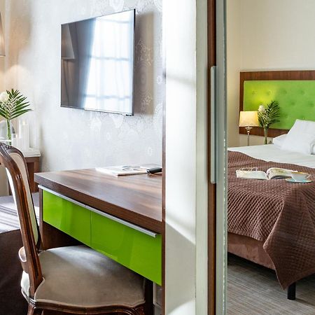 Hotel Kazimierzowka 카지미에르즈 돌니 외부 사진
