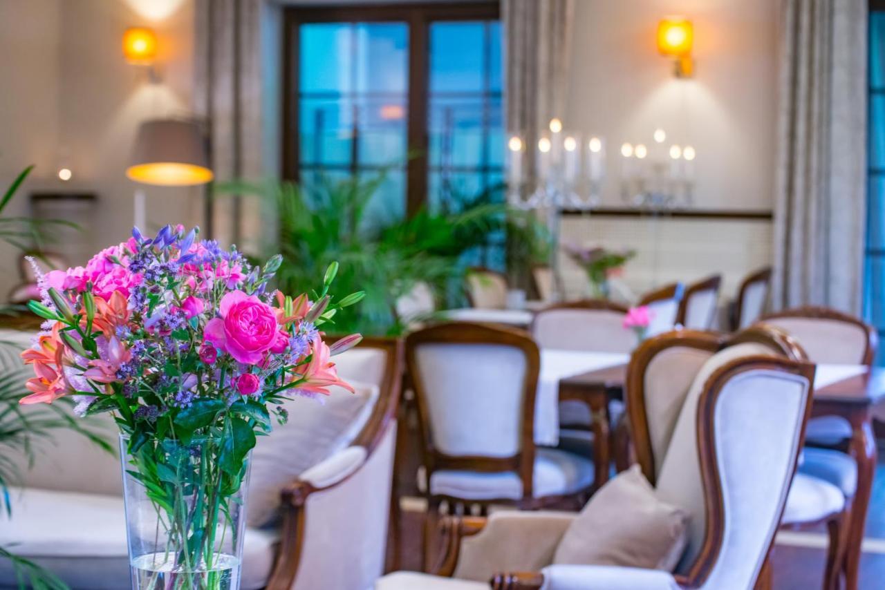 Hotel Kazimierzowka 카지미에르즈 돌니 외부 사진