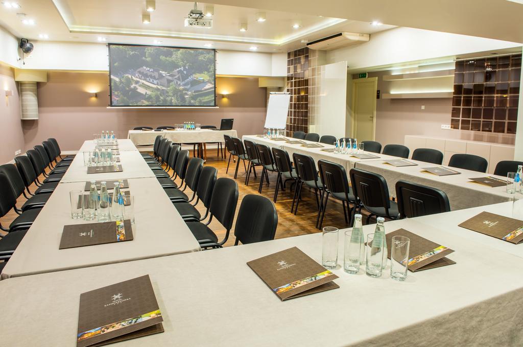 Hotel Kazimierzowka 카지미에르즈 돌니 외부 사진