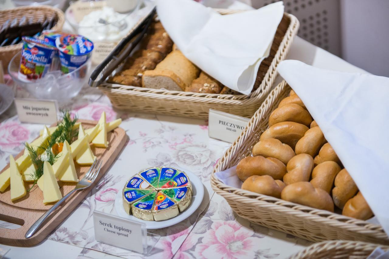 Hotel Kazimierzowka 카지미에르즈 돌니 외부 사진