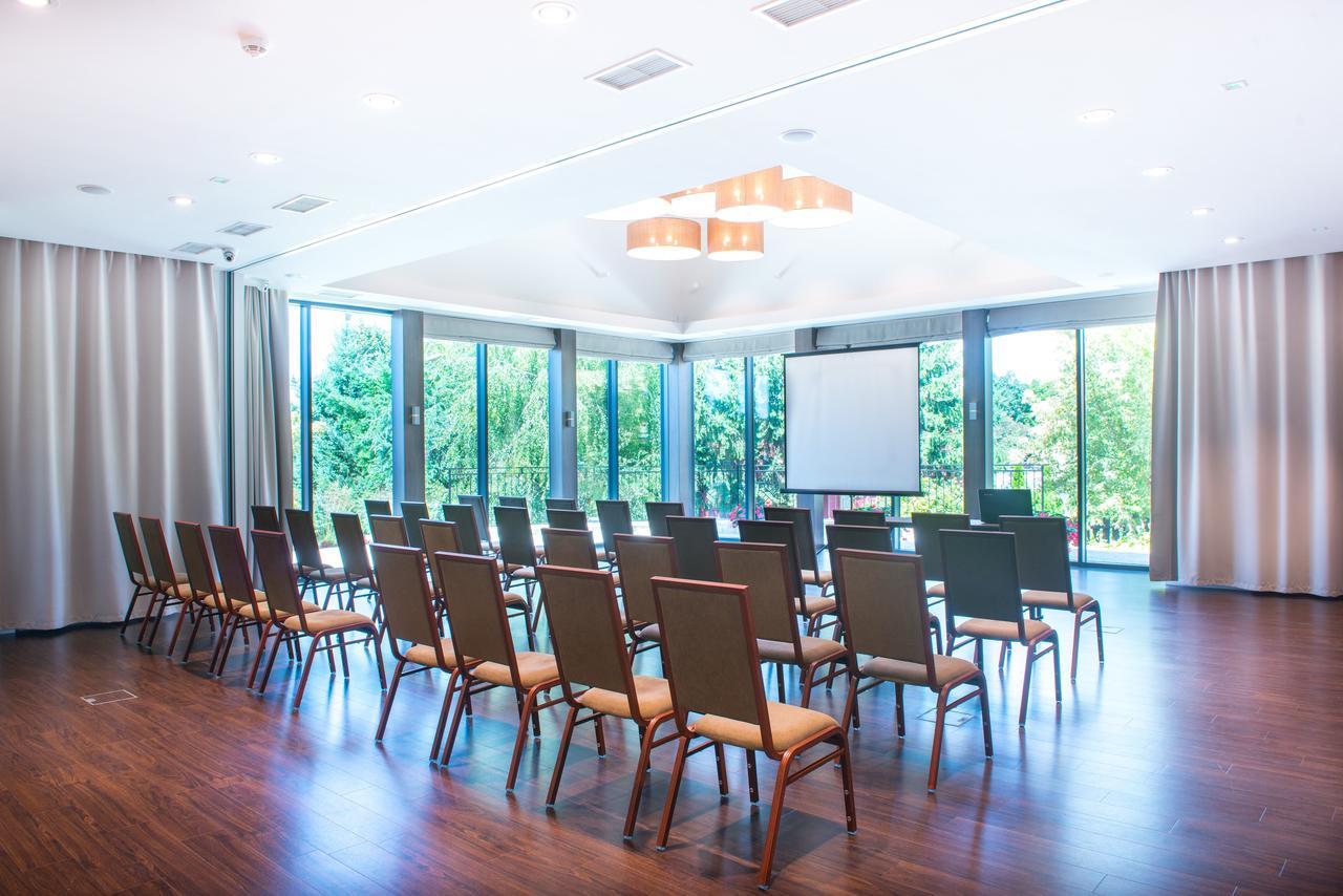 Hotel Kazimierzowka 카지미에르즈 돌니 외부 사진
