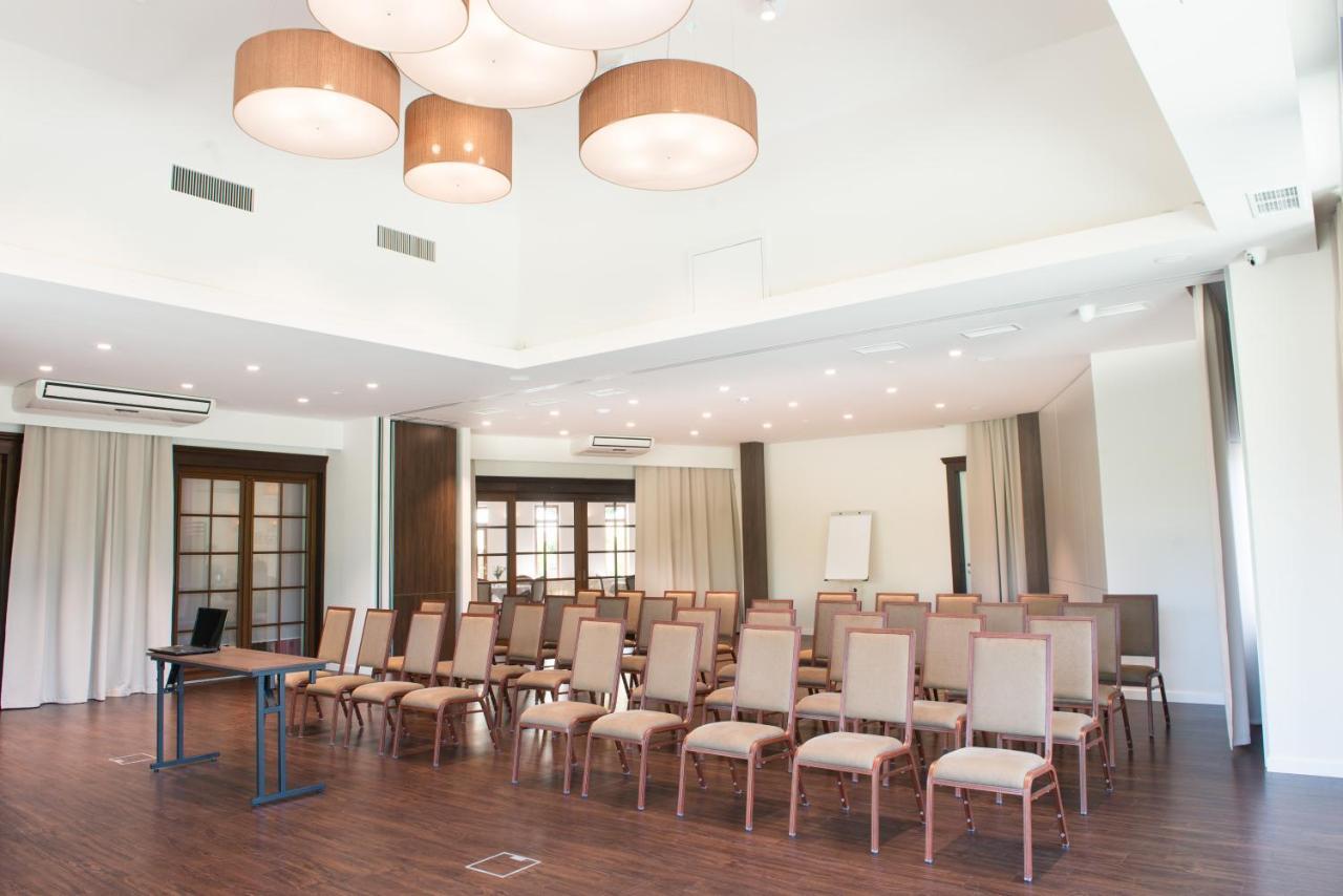 Hotel Kazimierzowka 카지미에르즈 돌니 외부 사진