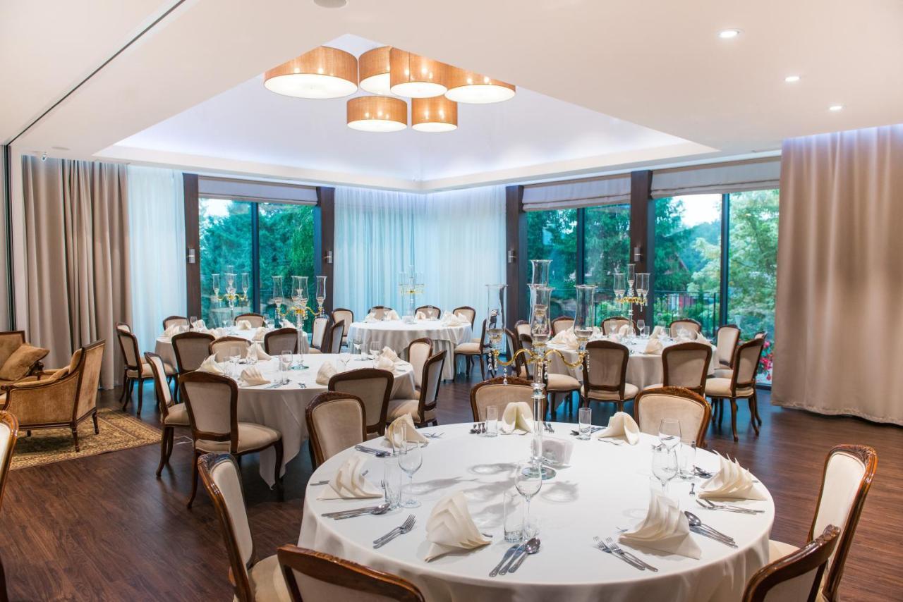 Hotel Kazimierzowka 카지미에르즈 돌니 외부 사진