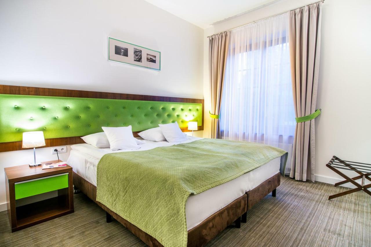 Hotel Kazimierzowka 카지미에르즈 돌니 외부 사진